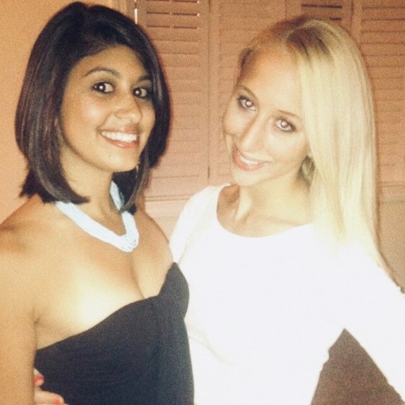 Meet Your Posher, Jules - Picture 3 of 8